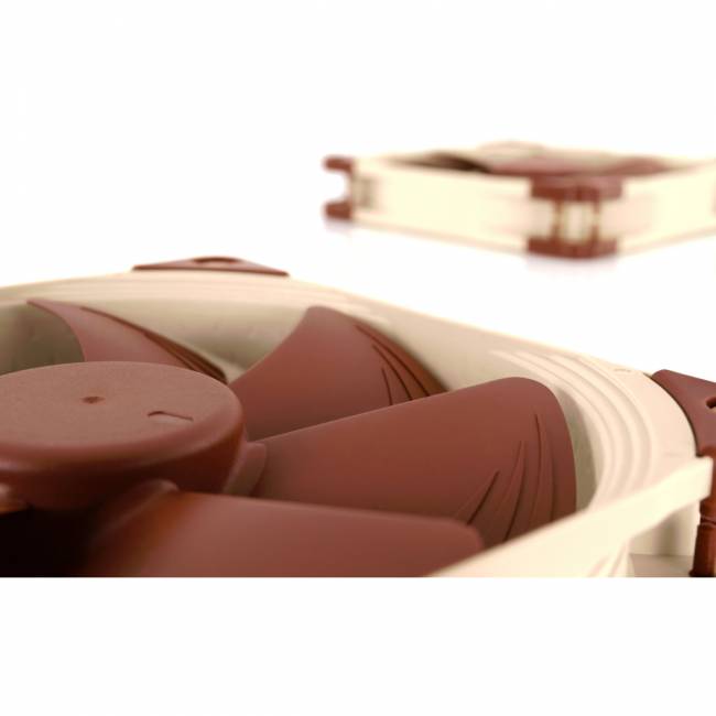 Кулер для корпуса Noctua NF-A14 PWM — для бизнеса и офиса Кулер для корпуса Noctua NF-A14 PWM — для бизнеса и офиса