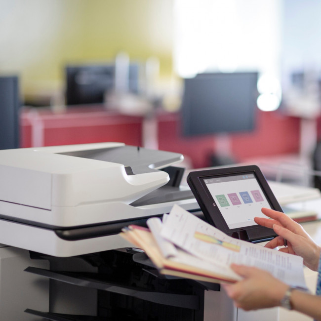 Лазерное МФУ HP Color LaserJet Ent MFP M681dh (J8A10A) — для бизнеса и офиса