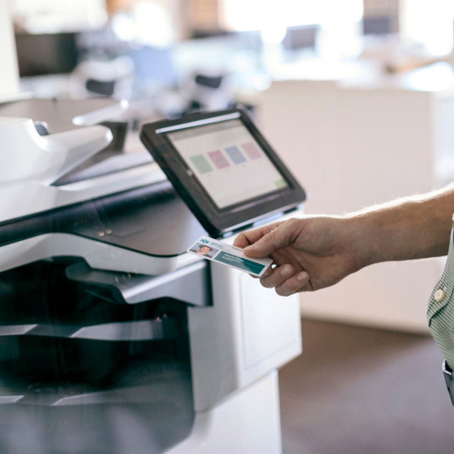 Лазерное МФУ HP Color LaserJet Ent MFP M681dh (J8A10A) — для бизнеса и офиса