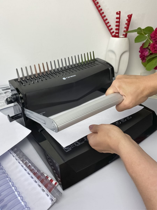 Переплетчик ГЕЛЕОС БП-22 на пластиковую пружину Гелеос БП-22