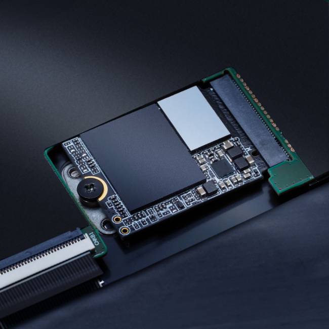 Твердотельный накопитель ADATA SSD GAMMIX S55 SGAMMIXS55-512G-C — для бизнеса и офиса Твердотельный накопитель ADATA SSD GAMMIX S55 SGAMMIXS55-512G-C — для бизнеса и офиса
