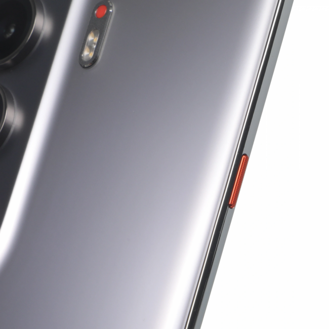 Смартфон TECNO CM7 256+8 SANDY TITANIUM — для бизнеса и офиса