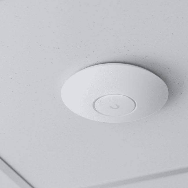 Точка доступа Ubiquiti U7-Lite — для бизнеса и офиса