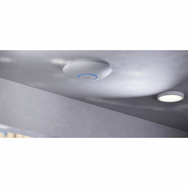 Точка доступа Ubiquiti U7-LR — для бизнеса и офиса