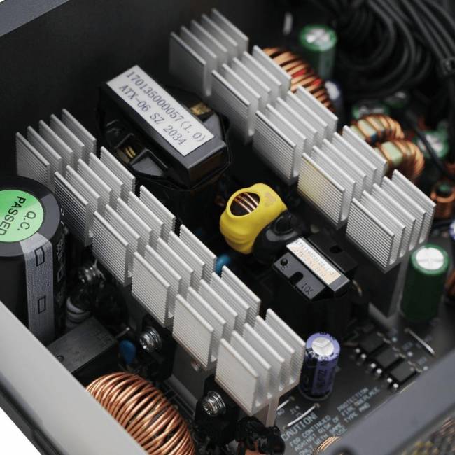 Блок питания Deepcool R-PF750D-HA0B-WDEU — для бизнеса и офиса