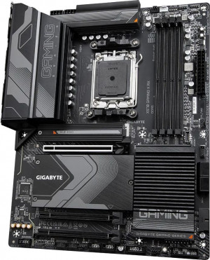 Материнская плата Gigabyte X670 GAMING X AX