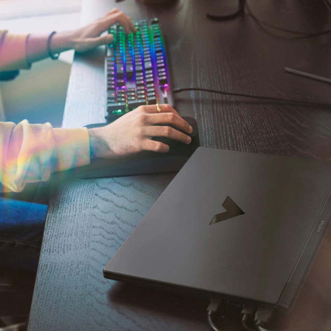 Ноутбук HP Victus 15-fa0001ur (6F9C0EA) — для бизнеса и офиса