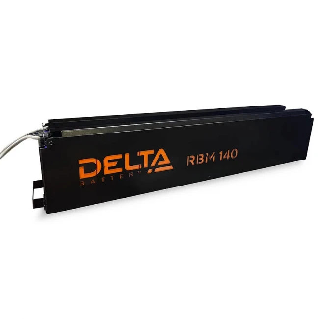 Сменный батарейный картридж DELTA RBM140, совместимый с ИБП АРС серий SURT*** и SURTD*** мощностью от 3 ква, SRT*** мощностью от 5ква, ДxШxВ 595х99х123мм., вес 33.7кг., 2 модуля RBM140 в одной коробке, срок службы до 8 лет. Delta RBM140