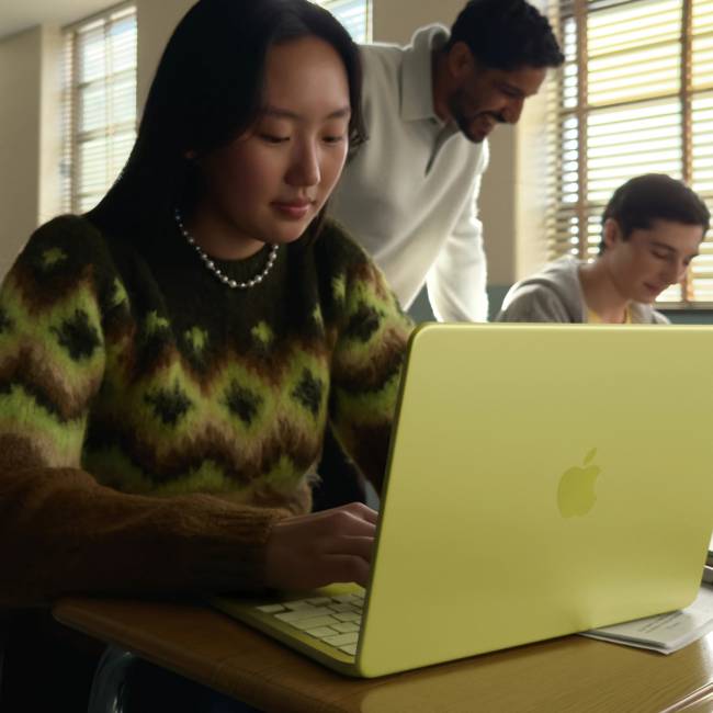 Ноутбук Apple Apple MHFE4PA/A — для бизнеса и офиса Ноутбук Apple Apple MHFE4PA/A — для бизнеса и офиса
