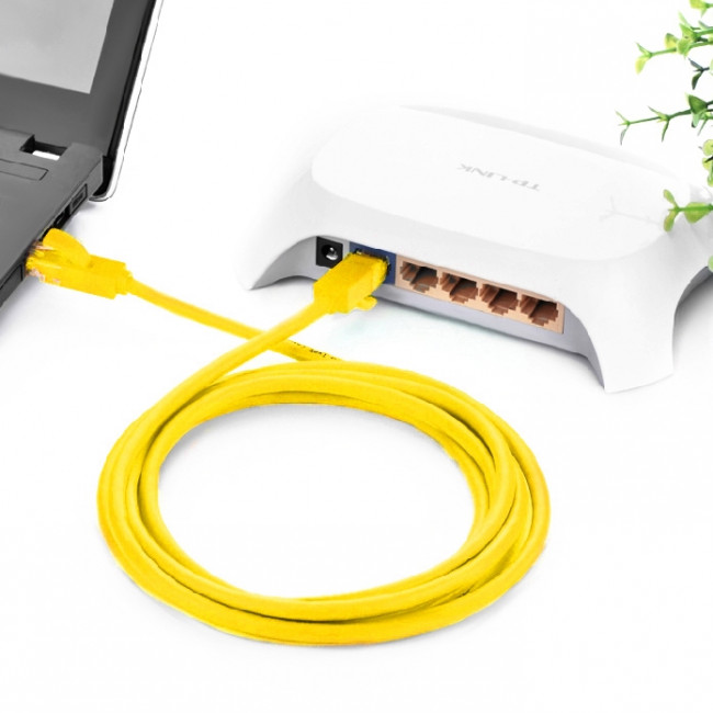 Greenconnect Патч-корд прямой 5.0m, UTP кат.5e, желтый, позолоченные контакты, 24 AWG, литой, GCR-LNC02-5.0m, ethernet high speed 1 Гбит/с, RJ45, T568B Greenconnect RJ45(m) - RJ45(m) Cat. 5e U/UTP PVC 5м жёлтый