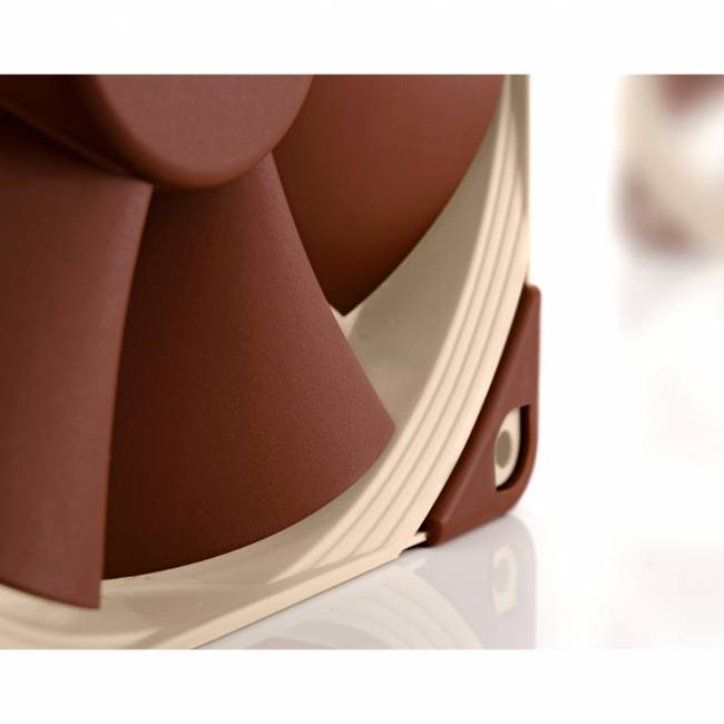 Кулер для корпуса Noctua NF-F12 PWM — для бизнеса и офиса