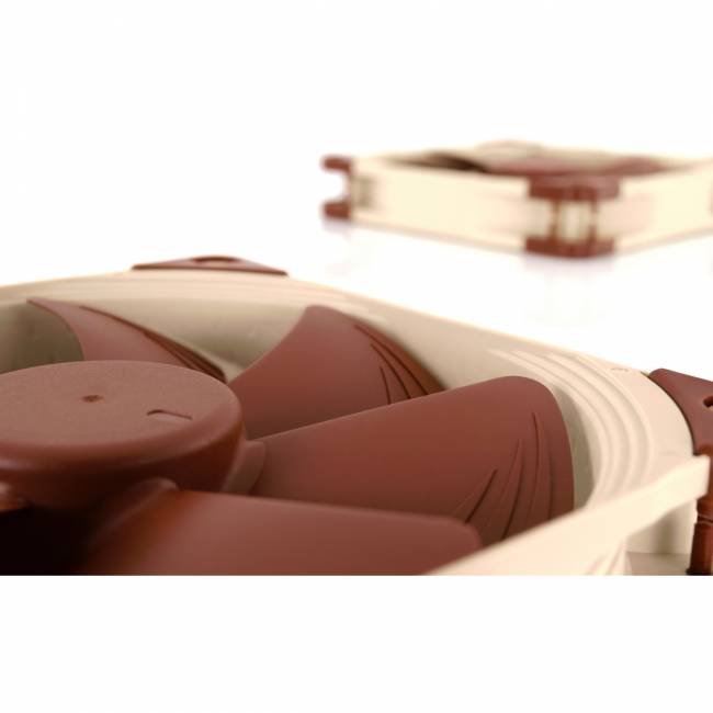 Кулер для корпуса Noctua NF-A14 5V PWM — для бизнеса и офиса Кулер для корпуса Noctua NF-A14 5V PWM — для бизнеса и офиса