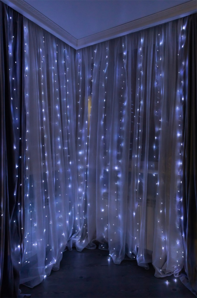 Гирлянда Гирлянда 450LED 220V, 8 режимов, 3х3 м, занавес, медь, холодный белый