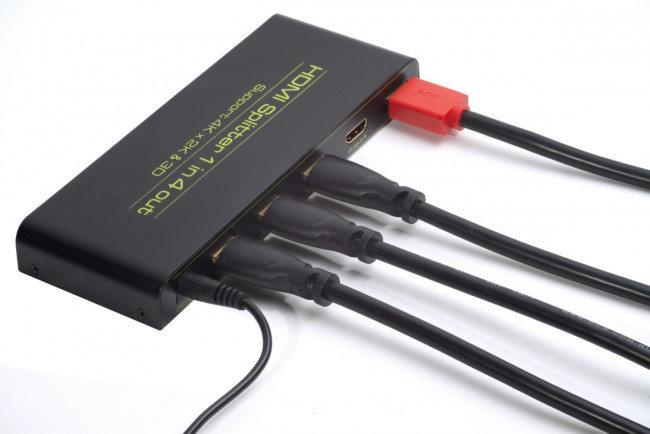 Greenconnect Разветвитель v1.4 HDMI 1на 4 выхода, 4K2K 30Hz /1080p 120Hz + индикация серия Greenline GL-v104C Greenconnect HDMI (f) to 4 x HDMI (f) — для бизнеса и офиса