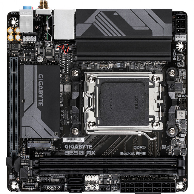 Материнская плата GIGABYTE B650I AX — для бизнеса и офиса Материнская плата GIGABYTE B650I AX — для бизнеса и офиса