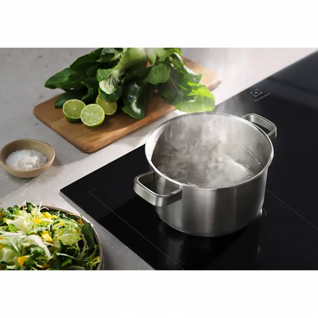 Встраиваемые индукционные панели ELECTROLUX Electrolux CIR60433 — для бизнеса и офиса