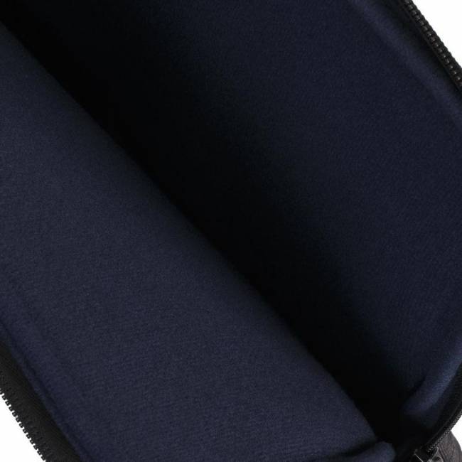 Чехол для ноутбука 15.6" Riva 7705 BLACK — для бизнеса и офиса Чехол для ноутбука 15.6" Riva 7705 BLACK — для бизнеса и офиса