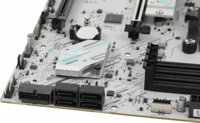 Материнская плата MSI B840M GAMING PLUS WIFI6E — для бизнеса и офиса