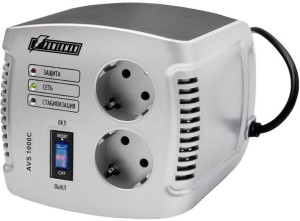 Стабилизатор POWERMAN AVS 1000C, ступенчатый регулятор, 1000ВА/500Вт, 150-280В, максимальный входной ток 8А, 2 евророзетки, IP-20, напольный,  151мм х 126мм х 123мм, 2 кг. POWERMAN AVS 1000C