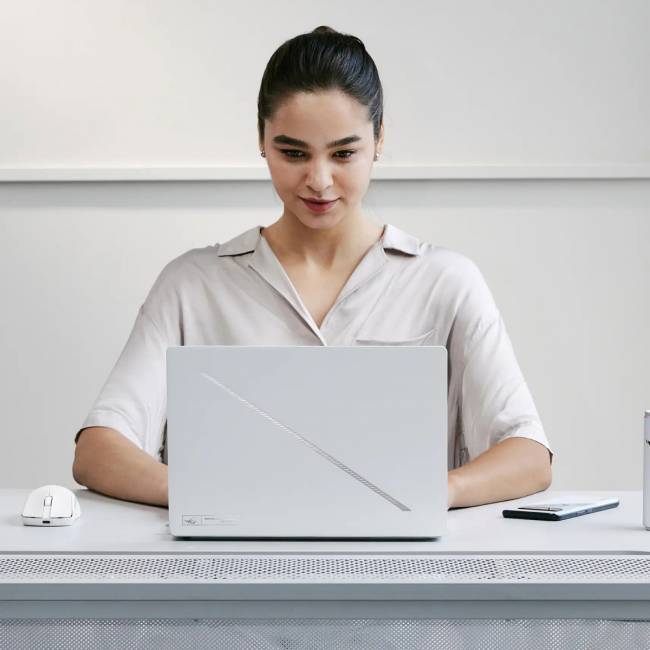 Ноутбук ASUS ROG Zephyrus G14 GA403GM-SY020 (90NR0QL2-M000V0) — для бизнеса и офиса Ноутбук ASUS ROG Zephyrus G14 GA403GM-SY020 (90NR0QL2-M000V0) — для бизнеса и офиса