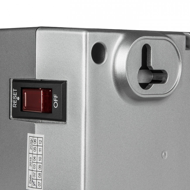 Автоматический стабилизатор напряжения SVEN  VR-F1000 (320Вт,Вх.185V-285В, 4 розетки CEE7/4(2 розетки со стабилизацией, 2 розетки сетевой фильтр), вых.230В, пластиковый корпус, серебряный цвет) Sven SV-018818