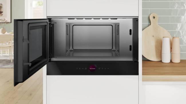 Встраиваемые микроволновые печи BOSCH Встраиваемая микроволновая печь BOSCH BFL9221B1 — для бизнеса и офиса Встраиваемые микроволновые печи BOSCH Встраиваемая микроволновая печь BOSCH BFL9221B1 — для бизнеса и офиса