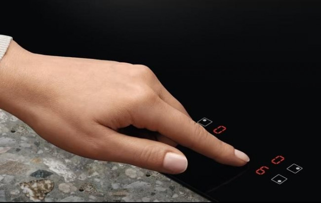 Встраиваемая варочная поверхность ELECTROLUX Electrolux EIT60428C — для бизнеса и офиса