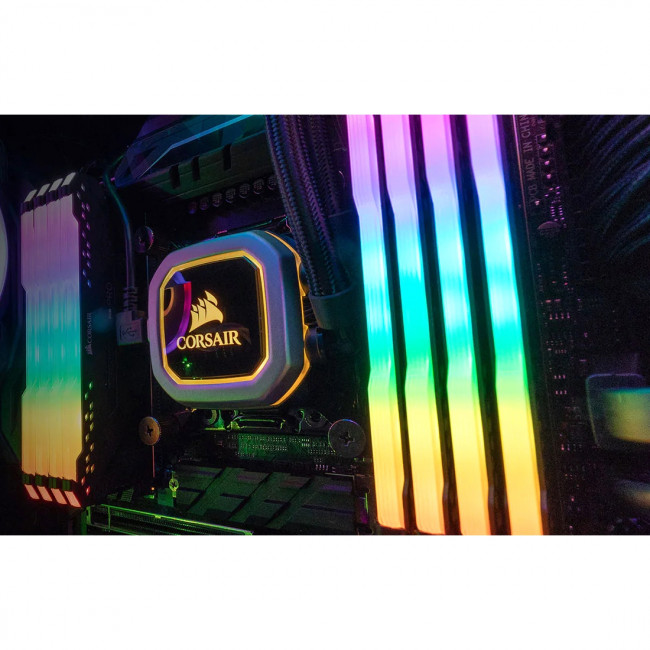 Память оперативная Corsair Vengeance RGB PRO CMW32GX4M4D3600C18 — для бизнеса и офиса