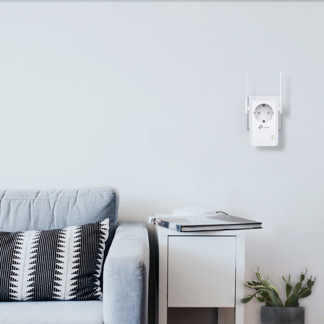 Усилитель Wi-Fi TP-Link TL-WA860RE