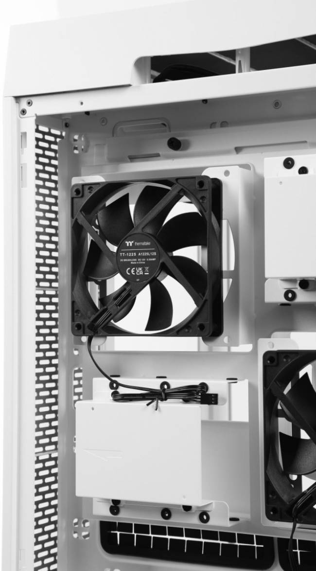 Корпус Thermaltake CA-1X1-00M6WN-00 — для бизнеса и офиса
