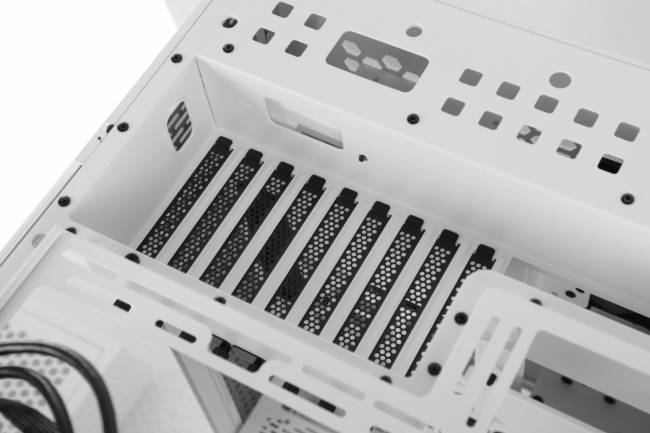 Корпус Thermaltake CA-1X1-00M6WN-00 — для бизнеса и офиса