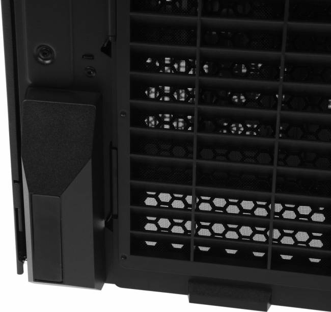 Корпус Lian-Li G99.LAN3X.10R — для бизнеса и офиса