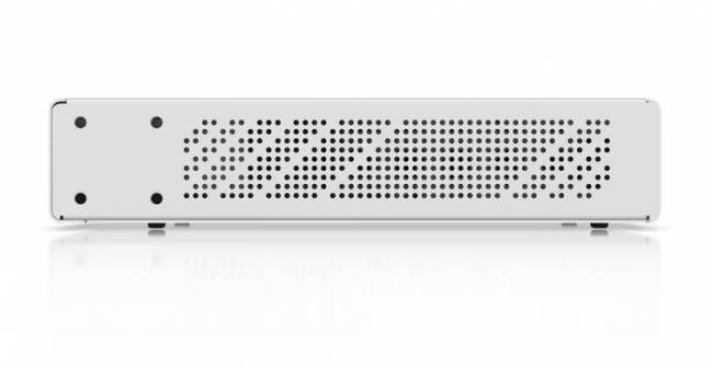 Коммутатор Ubiquiti US-8-150W — для бизнеса и офиса