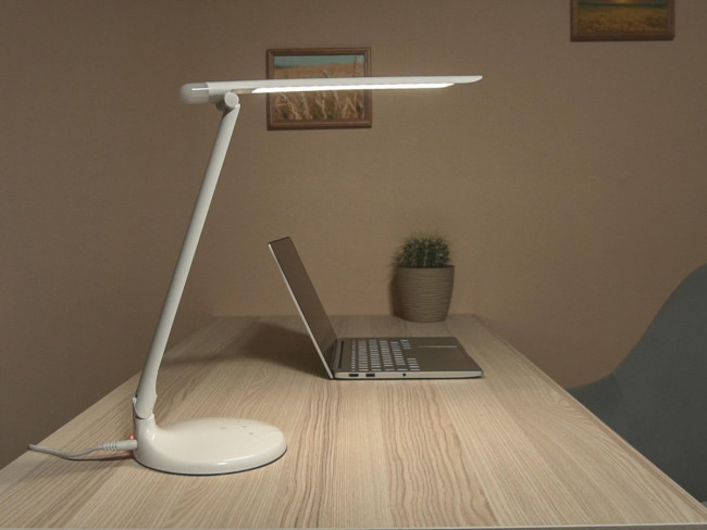 Светильник настольный светодиодный СТАРТ  CT59 черный Светильник настольный светодиодный СТАРТ CT59 черный