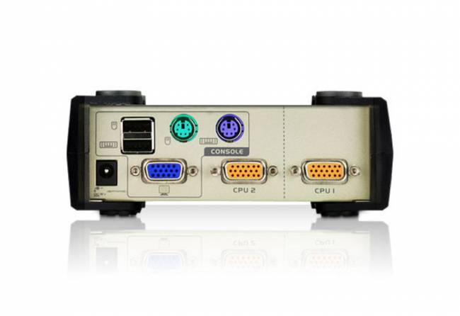 2-x порт. переключатель, электрон., KVM,  1 user PS2/USB+VGA =>  2 cpu PS2/USB+VGA, со шнурами PS2/USB 2х1.2м., 2048x1536, настол., без OSD, некаскад. ATEN CS82U — для бизнеса и офиса