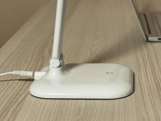 Светильник настольный светодиодный СТАРТ  CT62 белый Светильник настольный светодиодный СТАРТ CT62 белый