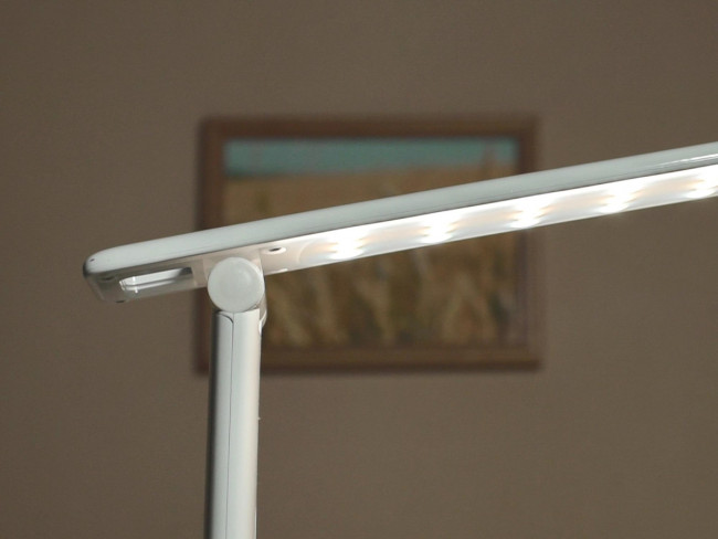 Светильник настольный светодиодный СТАРТ  CT62 белый Светильник настольный светодиодный СТАРТ CT62 белый