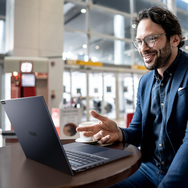 Ноутбук ASUS B9403CVAR-PP2376 (90NX05W1-M03AK0) — для бизнеса и офиса