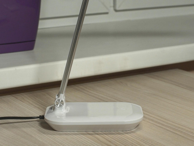 Светильник настольный светодиодный СТАРТ  CT113 белый Светильник настольный светодиодный СТАРТ CT113 белый