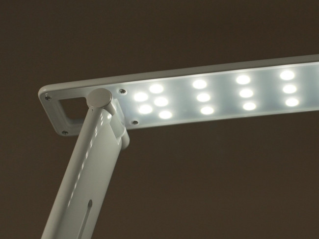 Светильник настольный светодиодный СТАРТ  CT58 белый Светильник настольный светодиодный СТАРТ CT58 белый