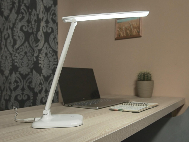 Светильник настольный светодиодный СТАРТ  CT58 белый Светильник настольный светодиодный СТАРТ CT58 белый